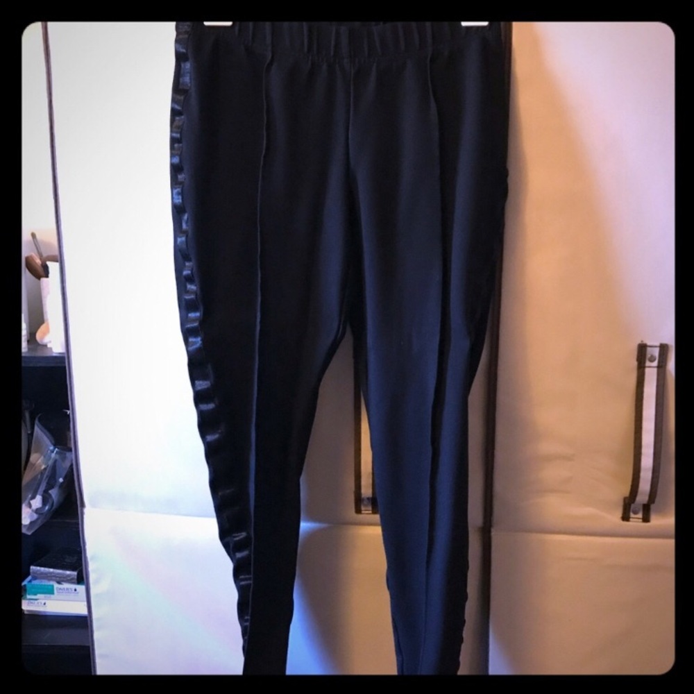 Lilly Pulitzer Tuxedo Stripe Travel Pants